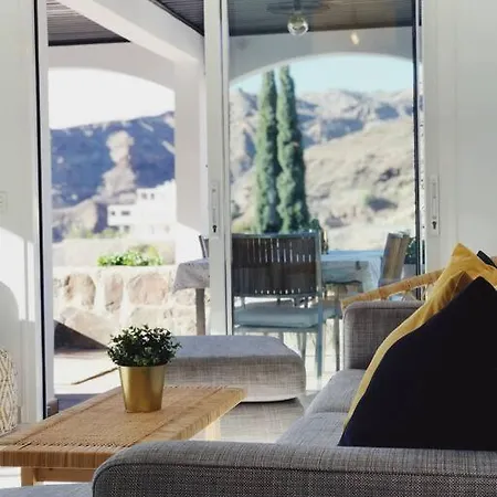 Holiday home Nyrenovert Tauro-villa Med Spektakulaer Utsikt *